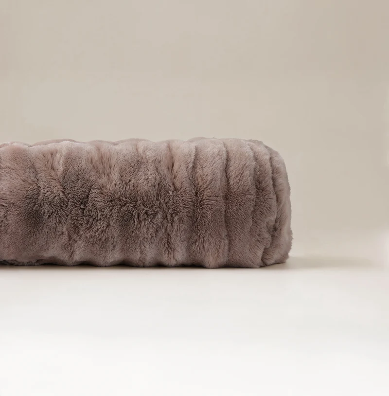Bodypillow Pompom | Taupe