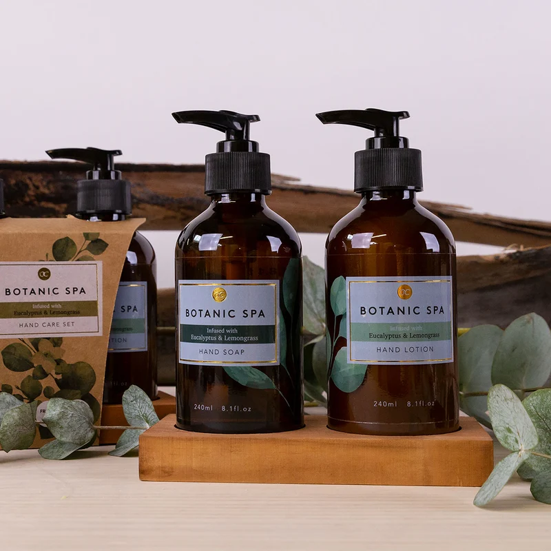 Accentra Handpflegeset "Botanic Spa" auf Holzablage