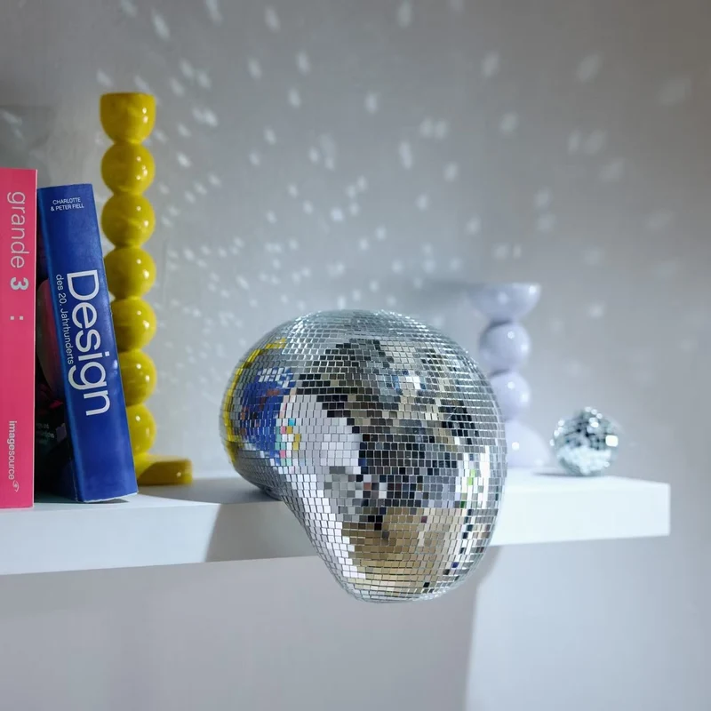 DISCO Deko-Kugel Melting – Schmelzende Deko-Spiegelkugel
