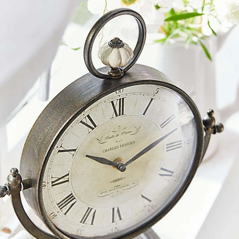 Uhr Norwick – Moderne Wanduhr im skandinavischen Stil
