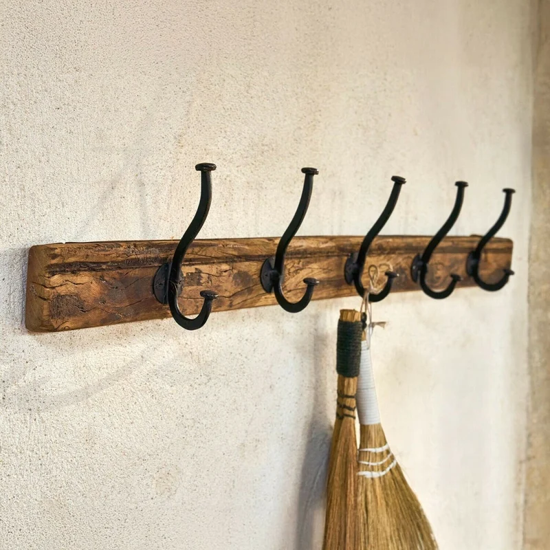 Hakenleiste Sémone – Wandhakenleiste mit 5 Haken aus Metall