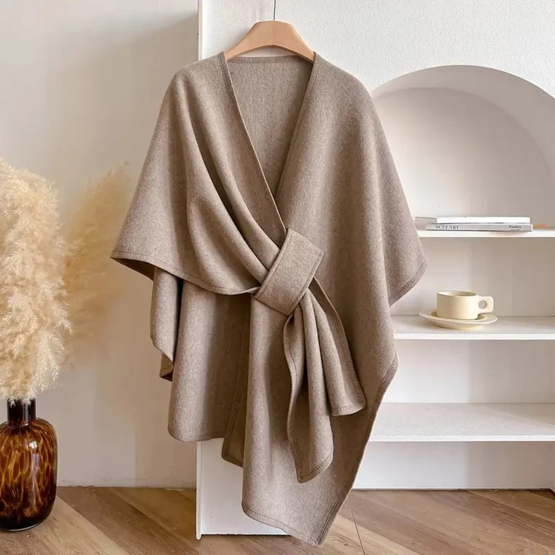 Damen Poncho – Weicher Stoff, Lockere Passform & Vielseitig Tragbar