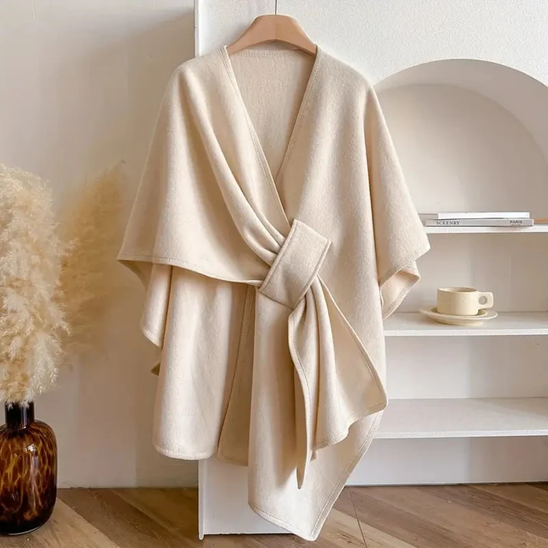 Damen Poncho – Weicher Stoff, Lockere Passform & Vielseitig Tragbar
