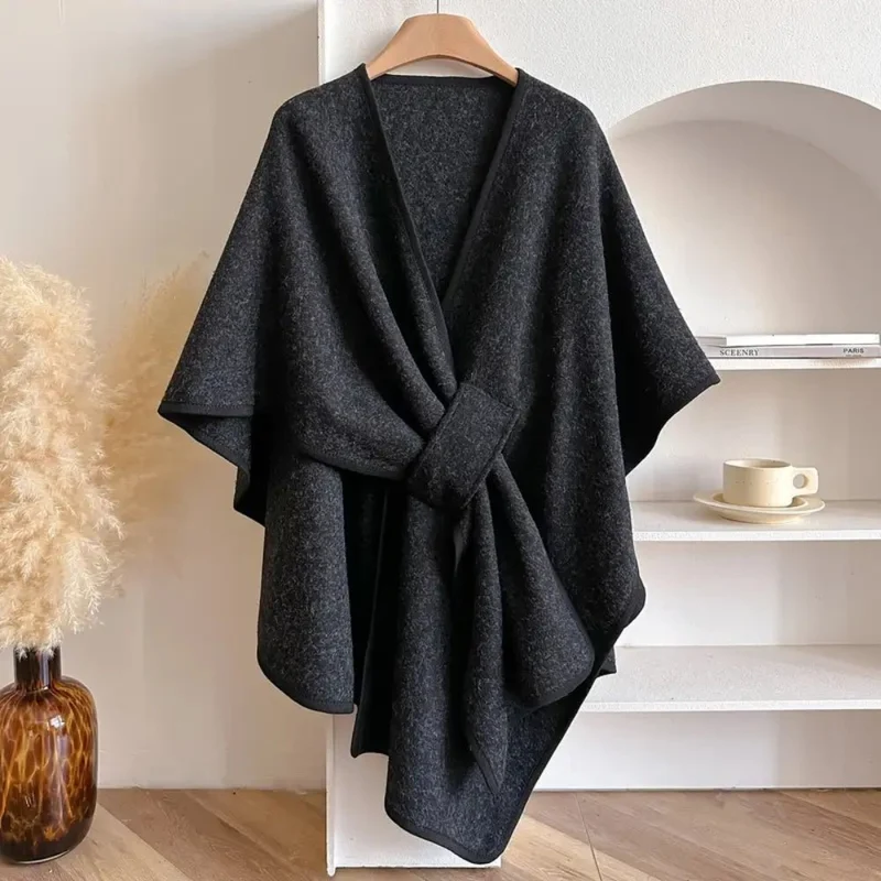 Damen Poncho – Weicher Stoff, Lockere Passform & Vielseitig Tragbar