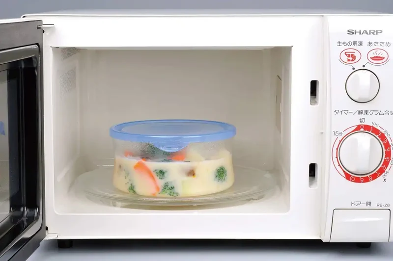 Iwaki Heat Resistant Glass Storage Containers Aqua Blue Round M 840Ml Japan Single Item