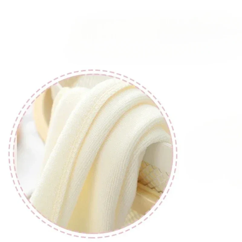3-teiliges Handtuchset mit Spitzenbesatz – Weich, Saugfähig & Elegant für Bad oder Geschenkidee