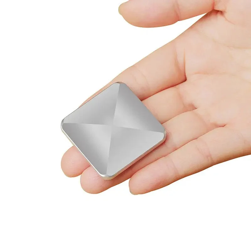 Fidget Flip Toy – Gewichtet aus Metall, Klick-Feedback & Taschenformat