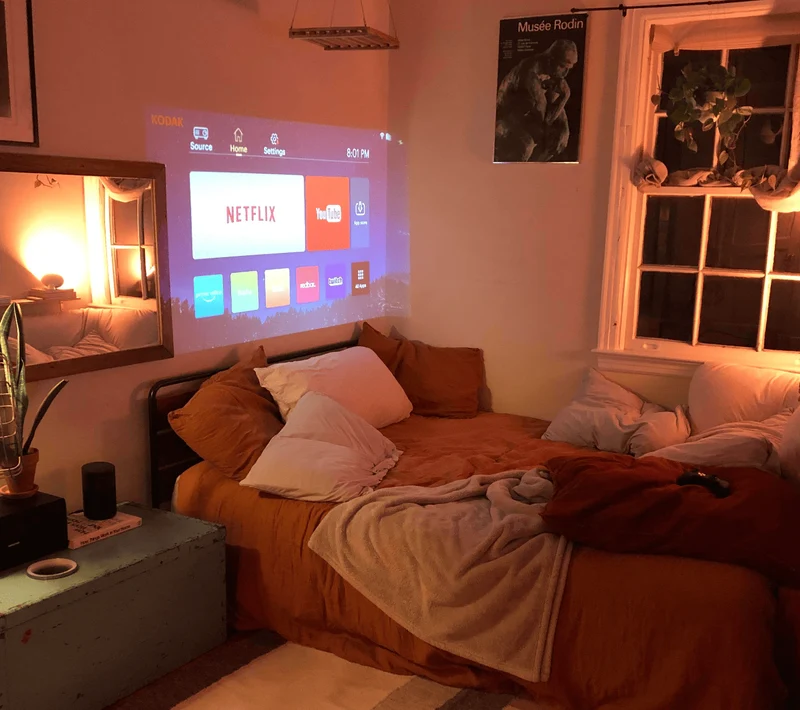 Mini Projektor – Tragbares HD-Display, Bis 120" Bild & HDMI/USB Anschluss