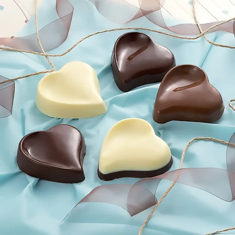 Tigercrown Pet Resin Curvy Heart Chocolate Mold 12pcs