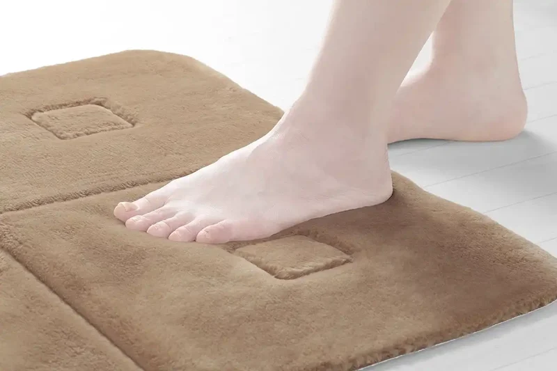 Sanko Mitsuba Soft & Fluffy Washable Toilet Mat Made In Japan 60X70Cm Suction Kj-60