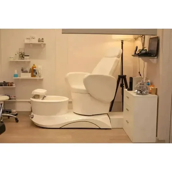 SPA Pediküre Sessel, Fußpflegestuhl Ava mit Waschbecken, Hydro-Massagefunktion und verstellbarem Sitz in Weiß