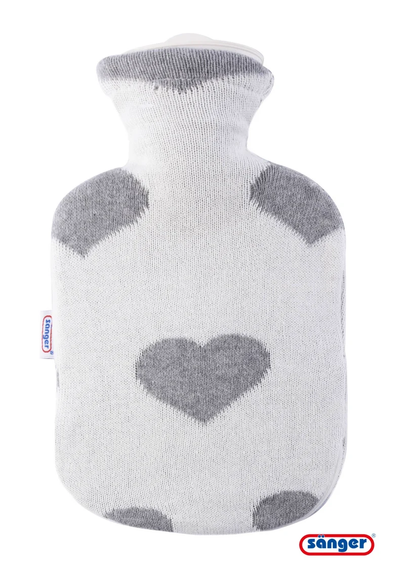Sänger Wärmflasche 0,8 L – Herz „Amore“ mit kuscheligem Strickbezug aus Baumwolle