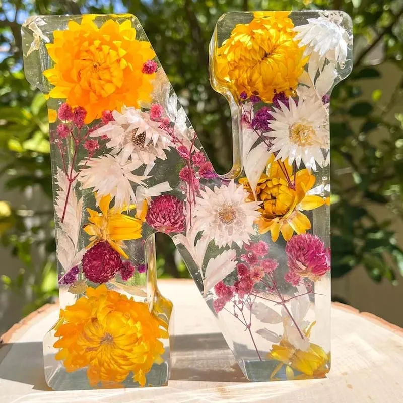 Harz-Blumen-Nachtlicht | LED-Deko-Lampe in Buchstabenform