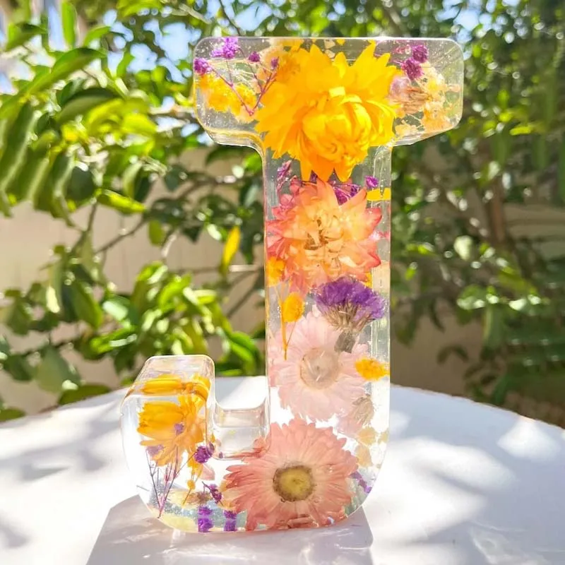 Harz-Blumen-Nachtlicht | LED-Deko-Lampe in Buchstabenform