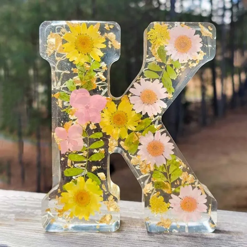 Harz-Blumen-Nachtlicht | LED-Deko-Lampe in Buchstabenform