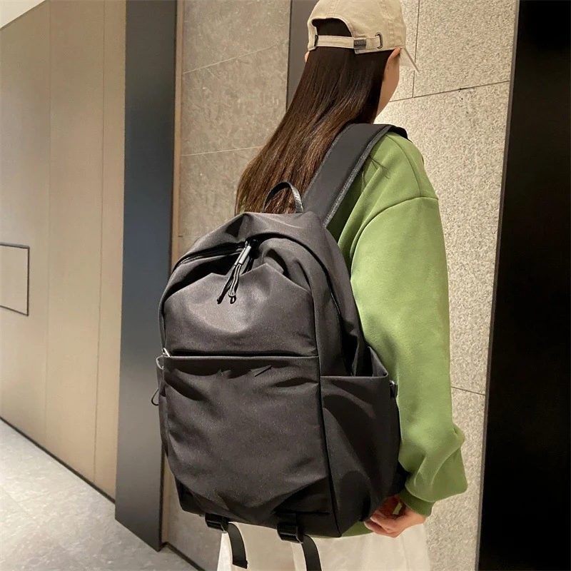 Moderner City-Rucksack mit praktischem Stauraum Skanto