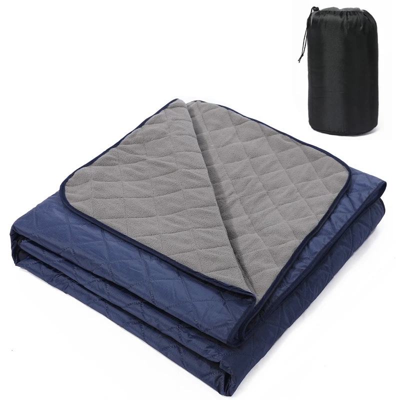 Premium isolierte Outdoor-Picknickdecke Skanto