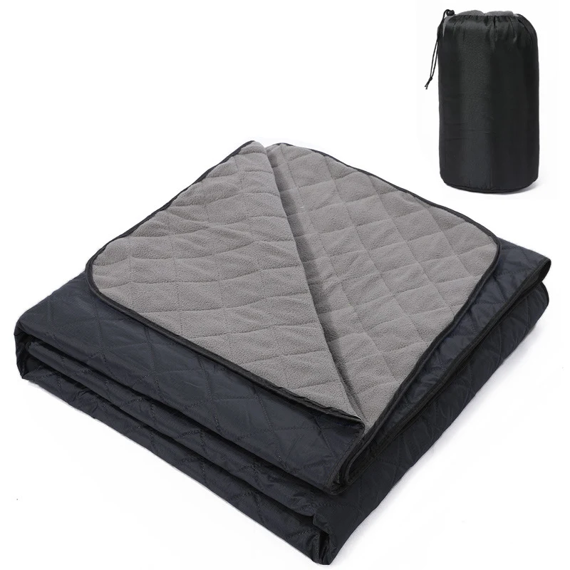 Große leichte kompakte Outdoor-Decke Skanto