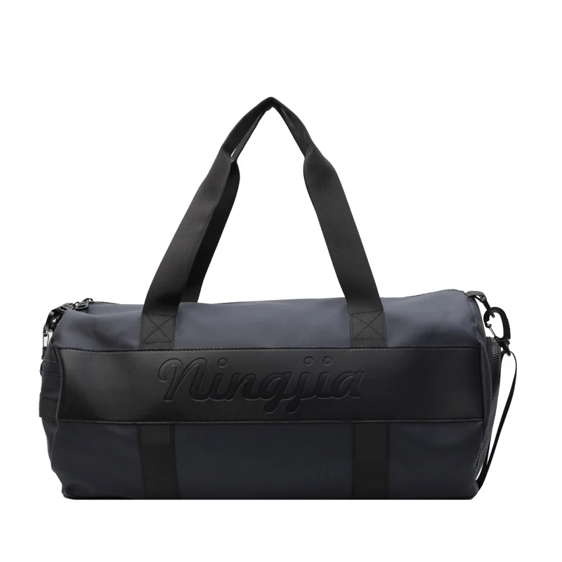 Sportliche Reisetasche aus robustem und wasserabweisendem Material Skanto
