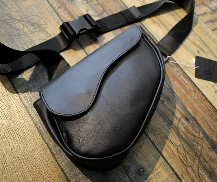 Elegante Umhängetasche mit innovativem Verschluss Skanto