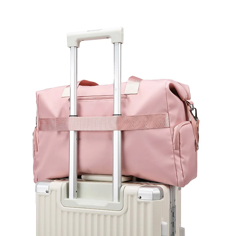 Vielseitige Trainings- und Reisetasche Skanto