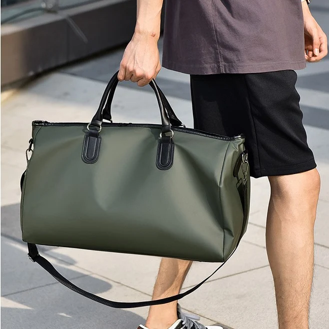 Vielseitige Reisetasche mit abnehmbarem Schulterriemen Skanto