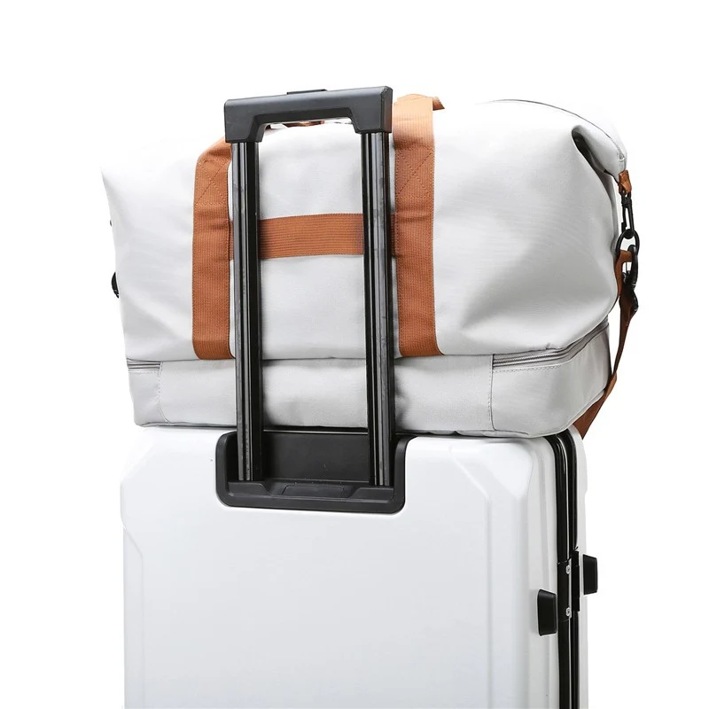 Sportliche Reisetasche mit verstärktem Boden Skanto