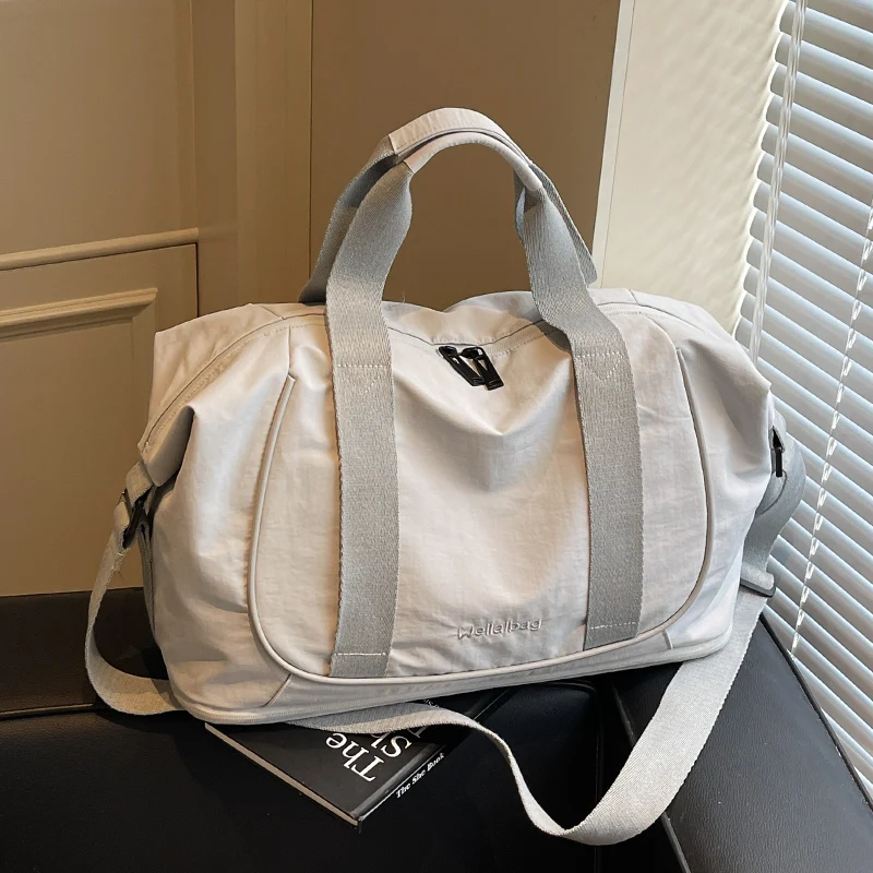 Elegante Reisetasche mit verstärktem Boden Skanto