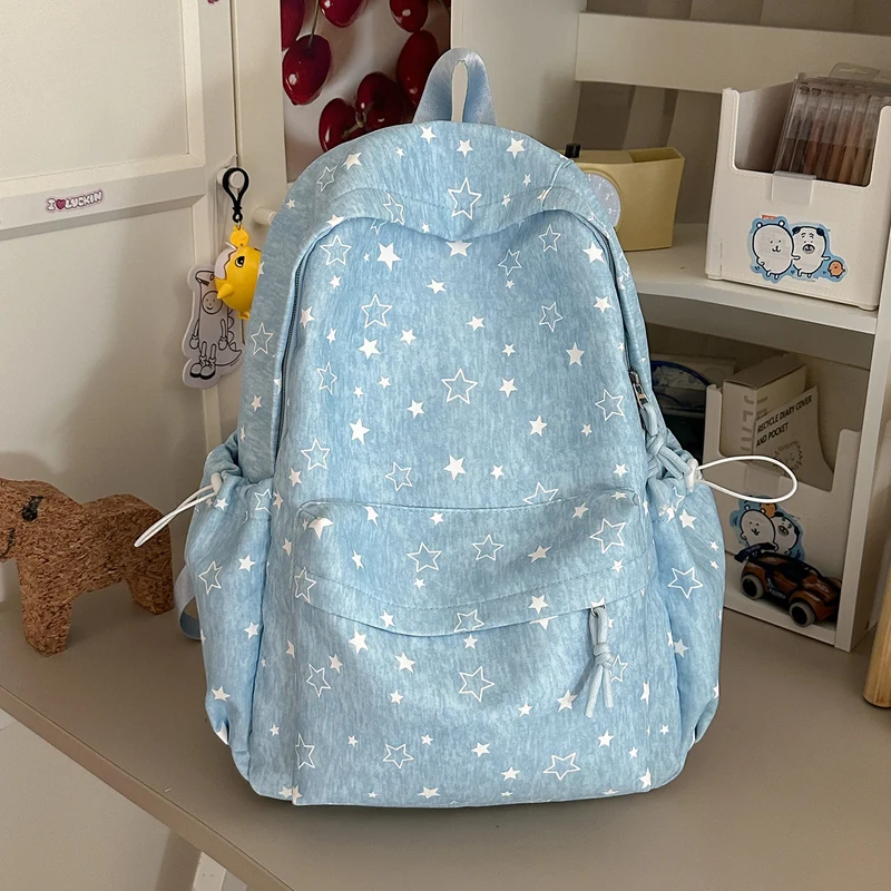 Leichter Schulrucksack mit Sternenmuster und vielen Fächern