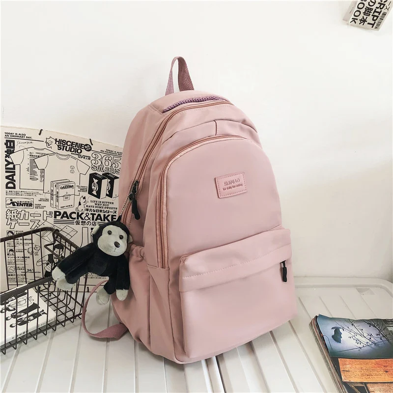 Multifunktionaler Schulrucksack mit vielen Fächern
