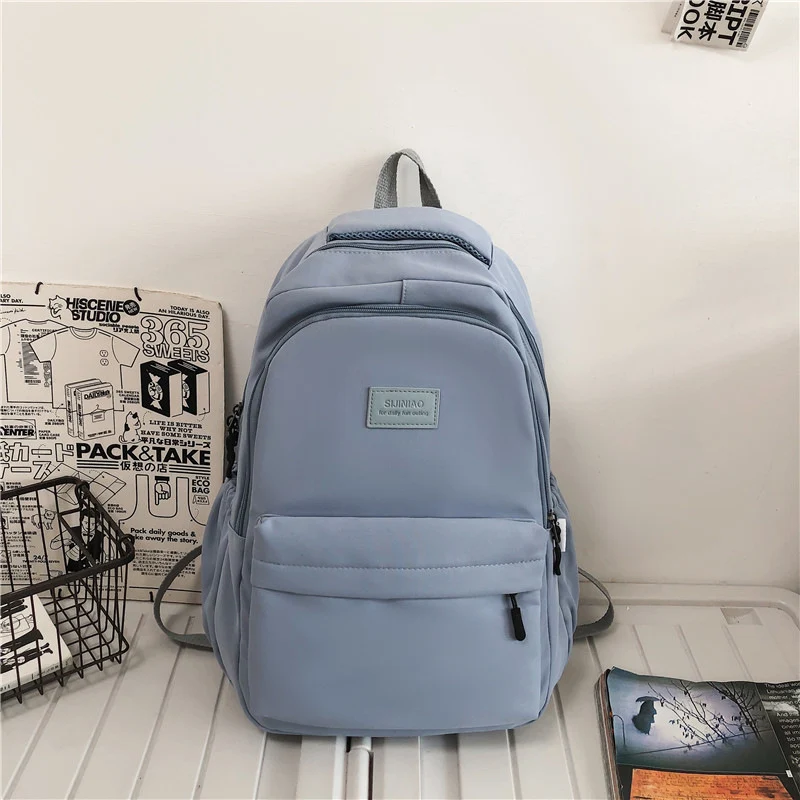 Multifunktionaler Schulrucksack mit vielen Fächern