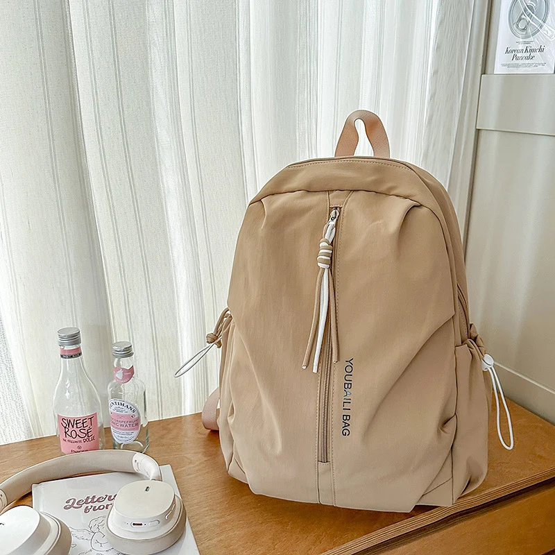 Leichter Reise-Schulrucksack mit mehreren Taschen