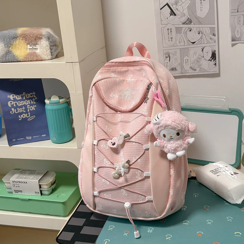 Leichter Freizeit-Schulrucksack mit mehreren Taschen