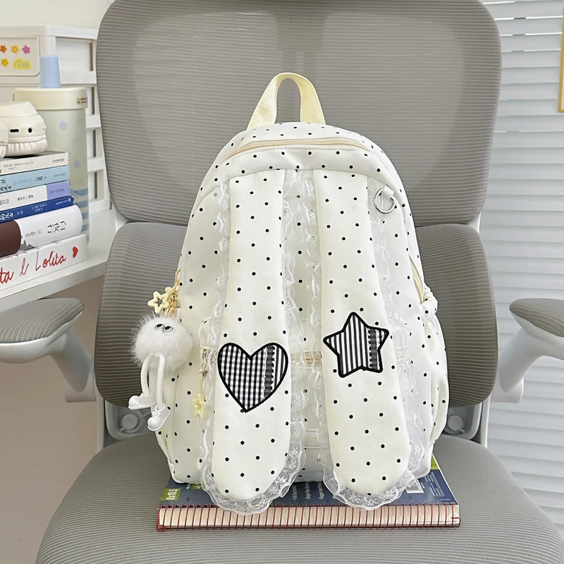 Niedlicher Schulrucksack im Hasenohren-Design