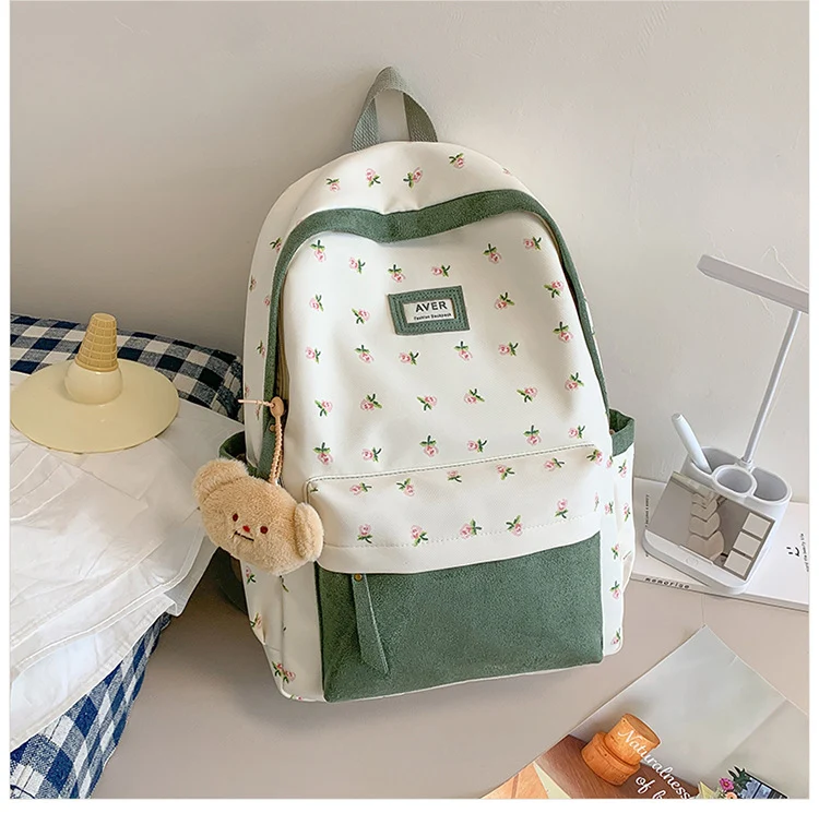 Lässiger Schulrucksack mit Blumenmuster