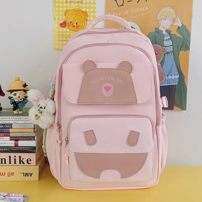Niedlicher Schulrucksack mit Bärenprägung