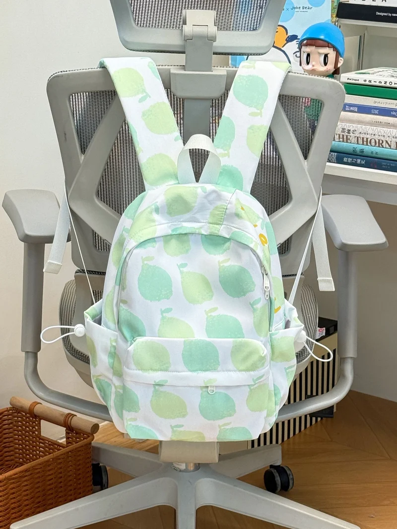 Niedlicher Schulrucksack mit Apfelmuster