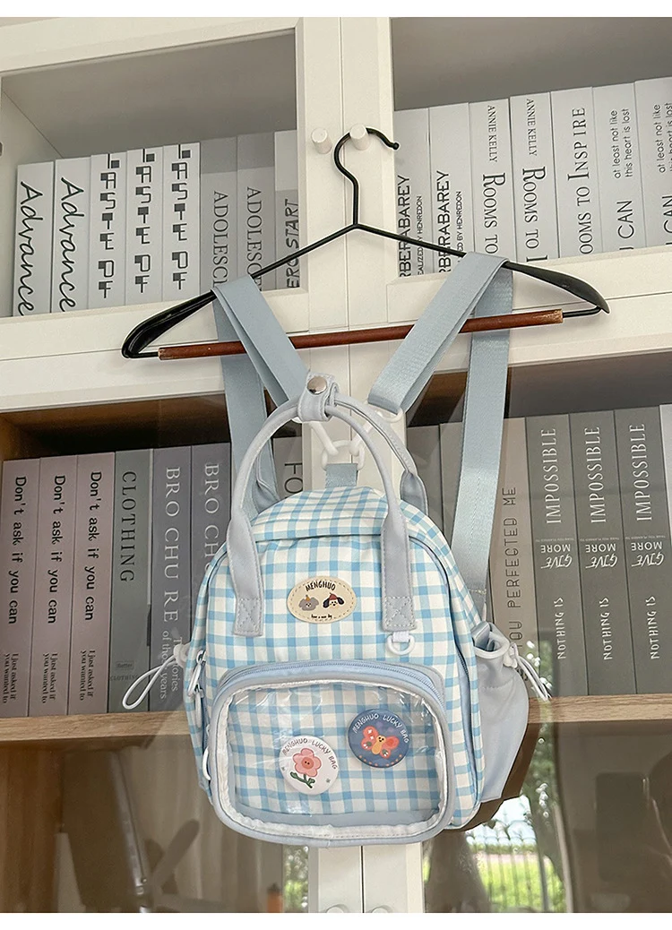 Niedlicher karierter Mini-Schulrucksack