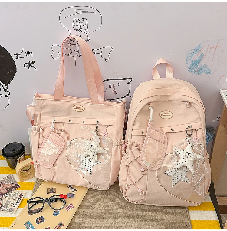 Vielseitiger Schulrucksack mit Sternen