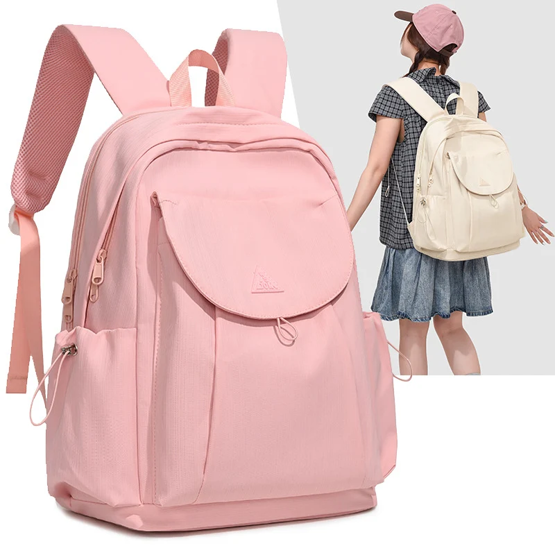 Leichter Schulrucksack mit mehreren Taschen