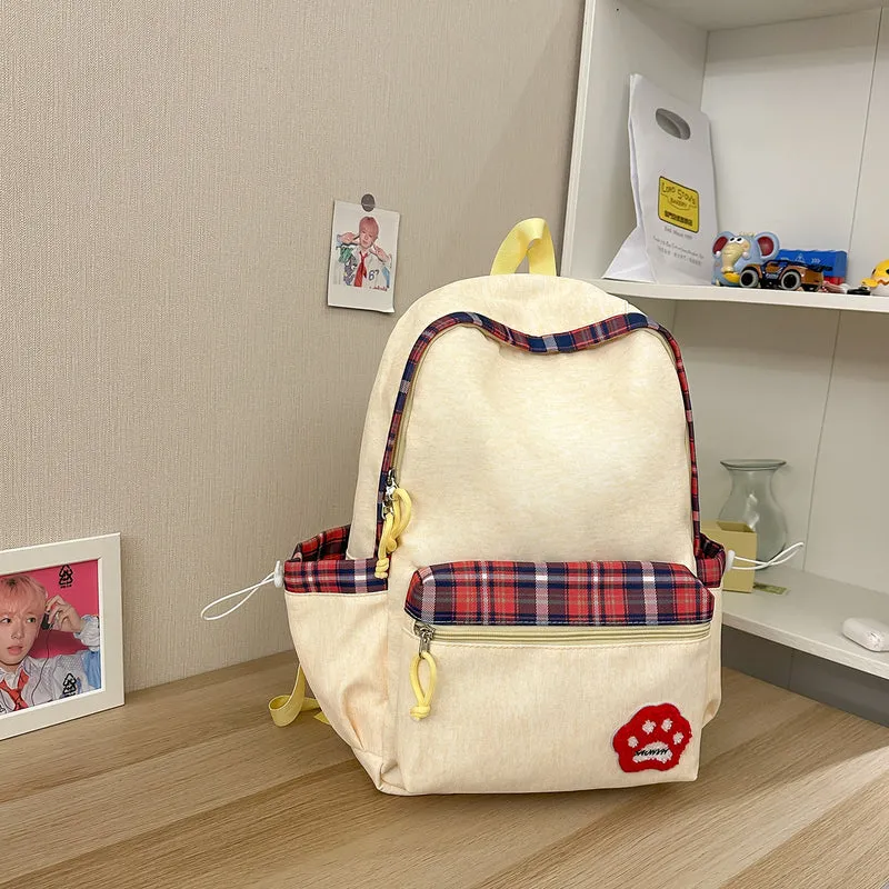 Lässiger karierter Schulrucksack