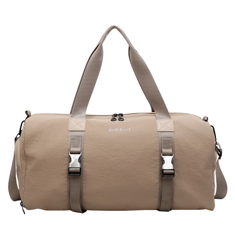 Sportliche Reisetasche mit verstellbarem Schultergurt und ergonomischen Griffen Skanto