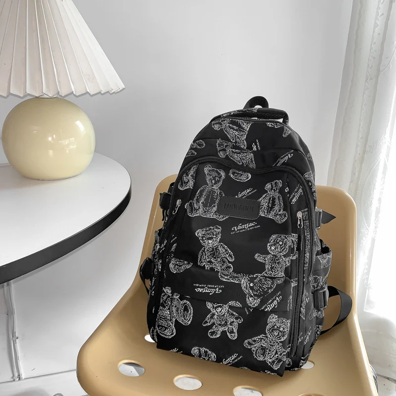 Charmanter und funktionaler Reise-Schulrucksack
