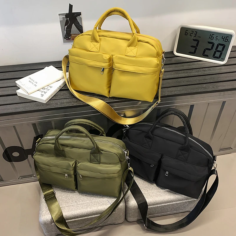 Multifunktionale Handtasche mit praktischen Außentaschen Skanto