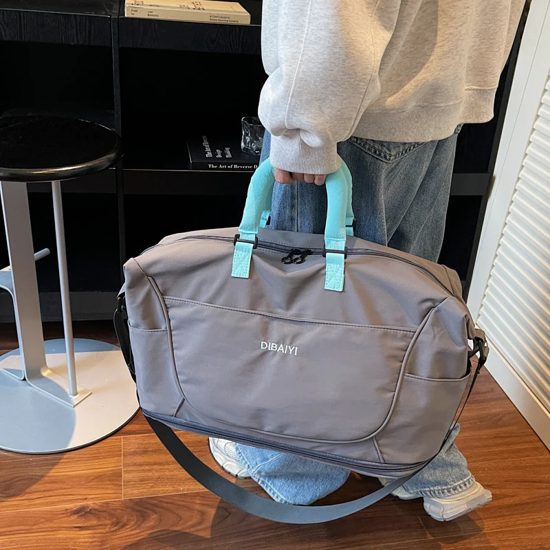 Sportliche Reisetasche mit verstellbarem Schultergurt Skanto