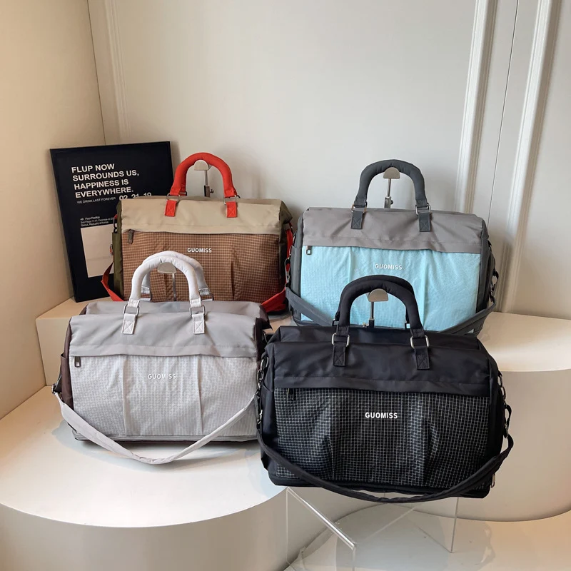 Sportliche Reisetasche mit verstärktem Schultergurt Skanto