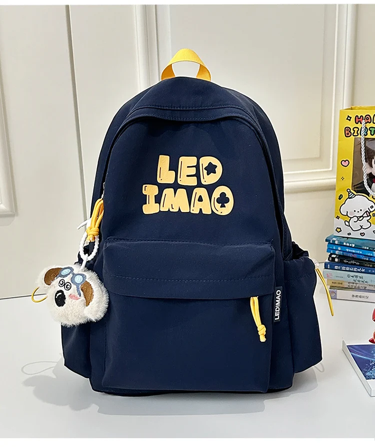 Lässiger Schulrucksack mit Grafikdesign