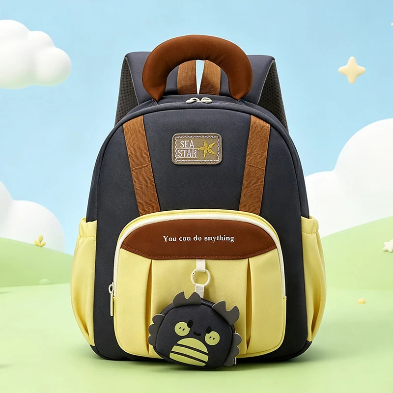 Verspielter Schulrucksack für Kinder mit Charakter-Design