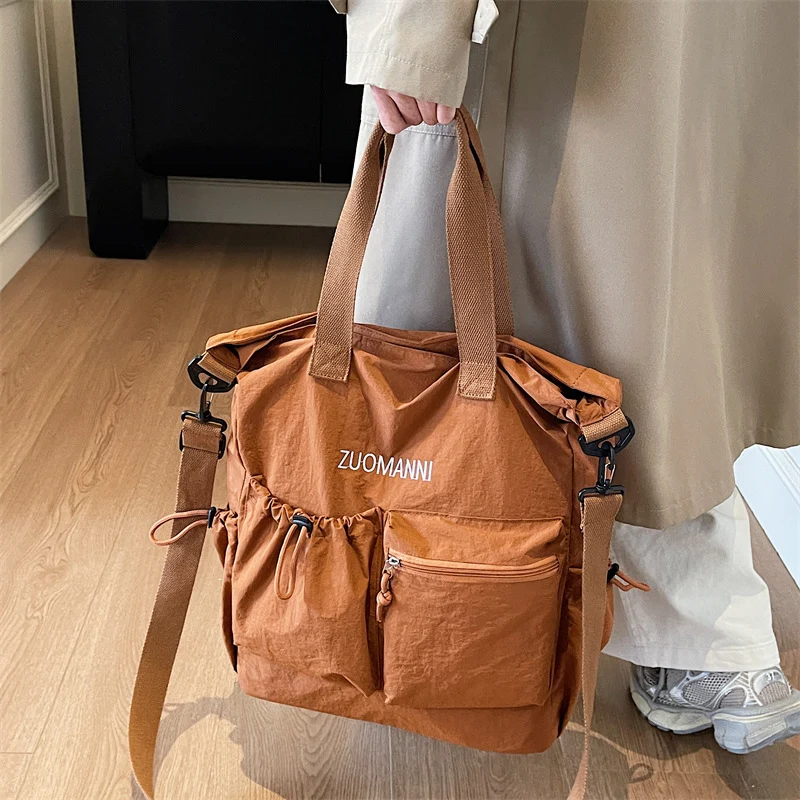 Trolleytasche mit multifunktionalen Außentaschen und verstellbarem Schultergurt Skanto