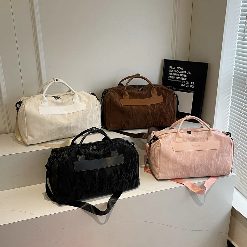 Sportliche Reisetasche mit stilvollem Faltdesign Skanto